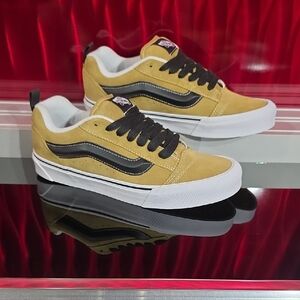 Vans Knu Skool Suede Antelope – Men’s 9 / Women’s 10.5